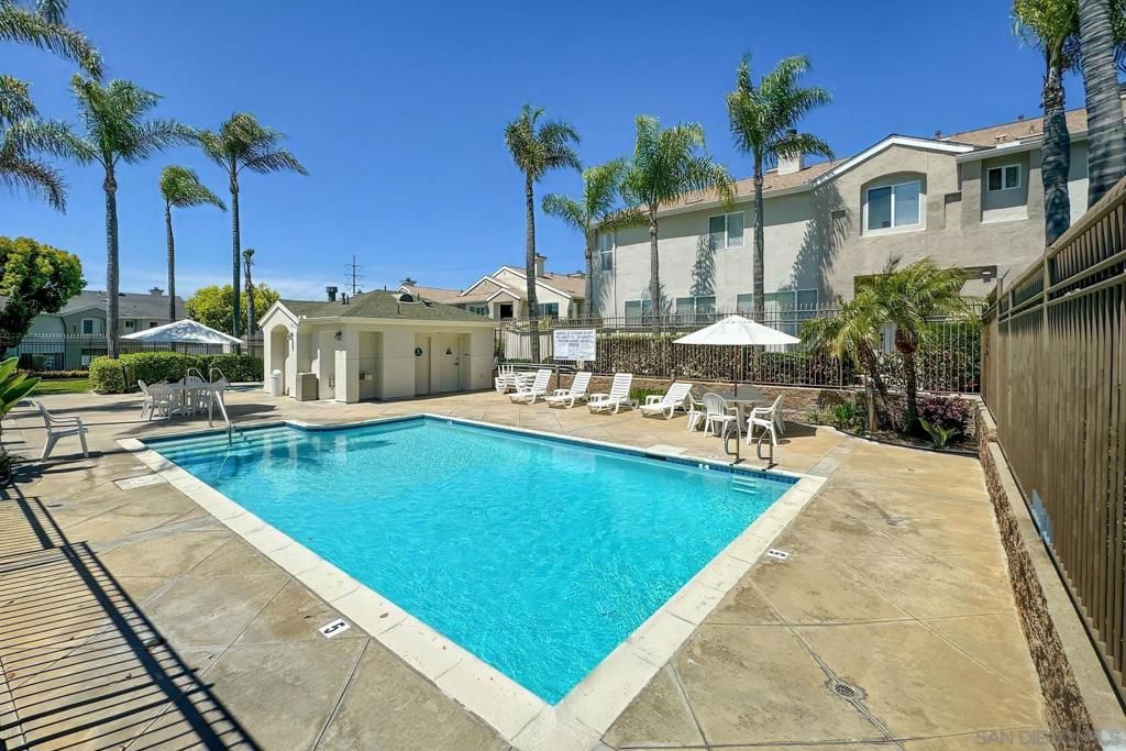 Image 26 of property listing at 11795 Spruce Run Drive B, San Diego, CA 92131