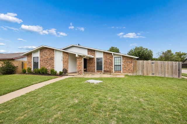 5168 Pruitt Drive, The Colony, TX 75056
