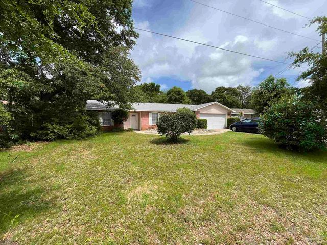 2782 Augustus Rd, Navarre, FL 32566