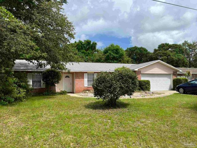 2782 Augustus Rd, Navarre, FL 32566