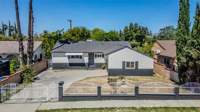1450 Pepper Tree Lane, San Bernardino, CA 92404