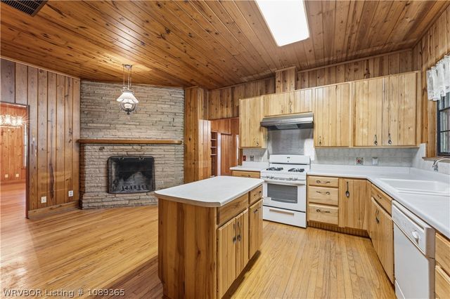 4301 35th Drive, Fort Smith, AR 72903