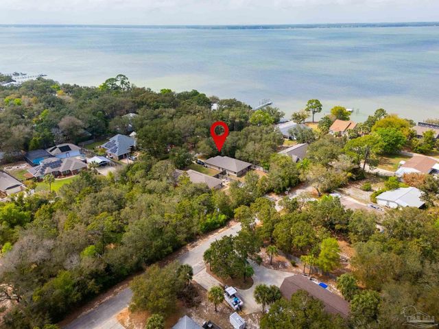 5730 Coronada Blvd, Pensacola, FL 32507