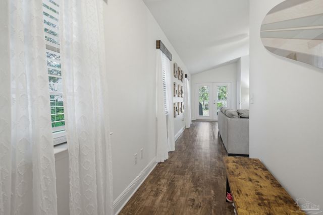 5730 Coronada Blvd, Pensacola, FL 32507