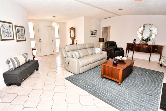 3342 Ironwood Avenue, Port St. Lucie, Port St Lucie, FL 34952