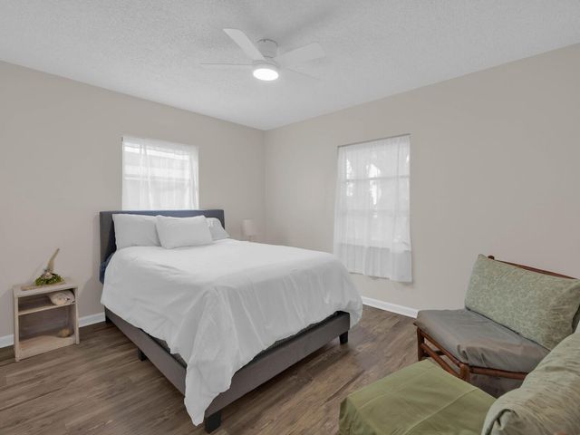 5372 NW 5th Avenue, Oakland Park, FL 33309