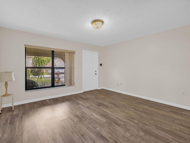 5372 NW 5th Avenue, Oakland Park, FL 33309