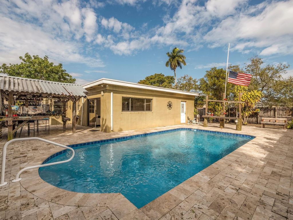 5372 NW 5th Avenue, Oakland Park, FL 33309