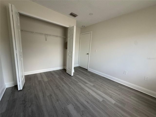 4105 WATERSIDE ISLAND COURT, Tampa, FL 33617