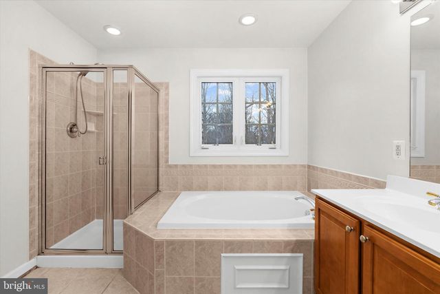 12423 FALCONBRIDGE, North Potomac, MD 20878