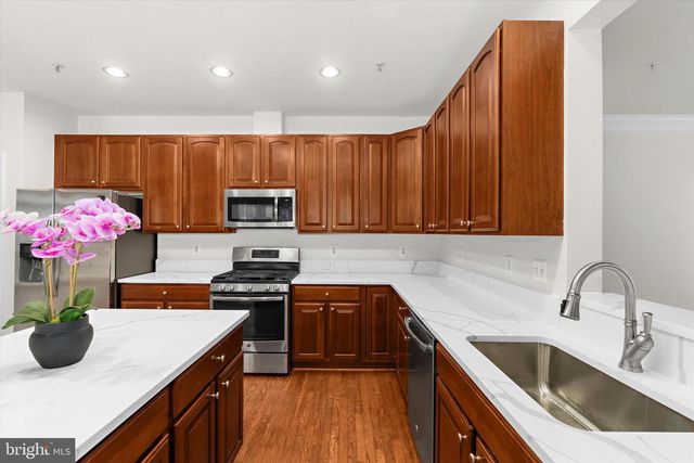 12423 FALCONBRIDGE, North Potomac, MD 20878