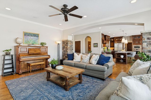 12686 20th Street N, West Lakeland, MN 55082