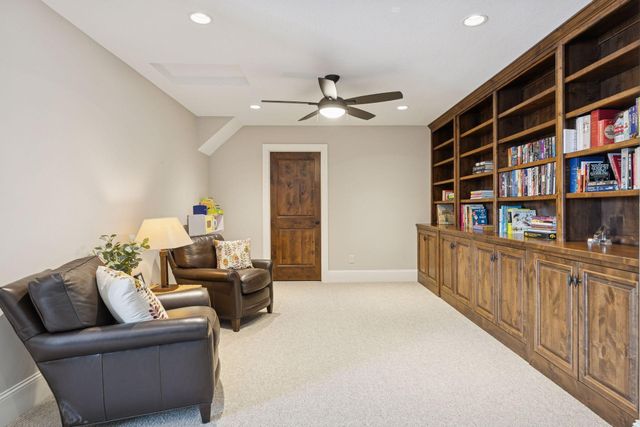 12686 20th Street N, West Lakeland, MN 55082