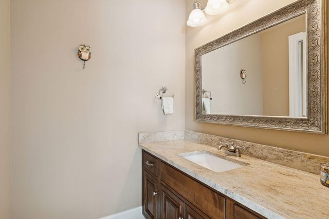 12686 20th Street N, West Lakeland, MN 55082