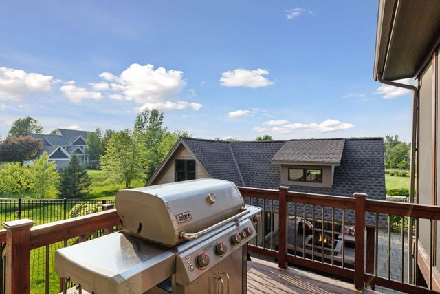 12686 20th Street N, West Lakeland, MN 55082