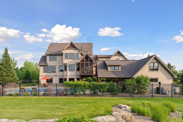 12686 20th Street N, West Lakeland, MN 55082