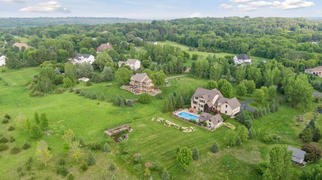 12686 20th Street N, West Lakeland, MN 55082