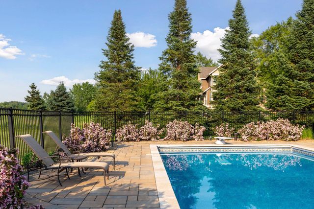 12686 20th Street N, West Lakeland, MN 55082