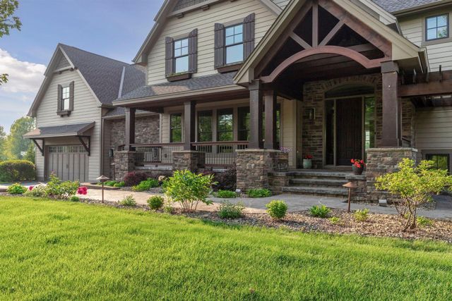 12686 20th Street N, West Lakeland, MN 55082