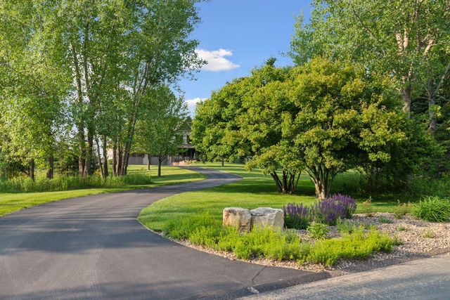 12686 20th Street N, West Lakeland, MN 55082