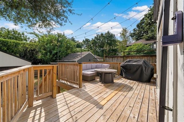7415 Main Street, Kansas City, MO 64114