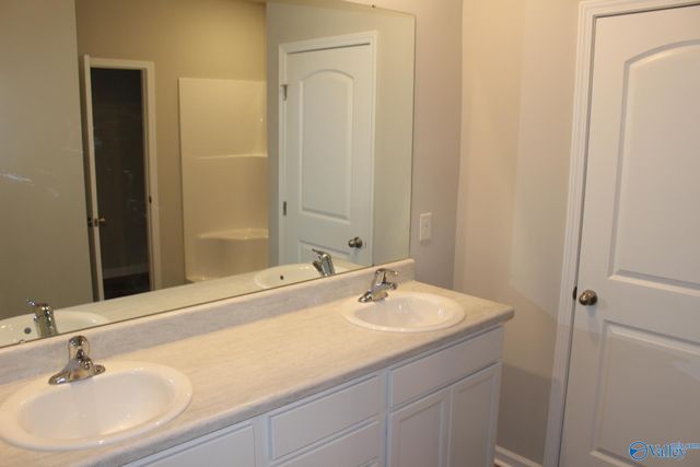 25206 Delilah Circle, Athens, AL 35613