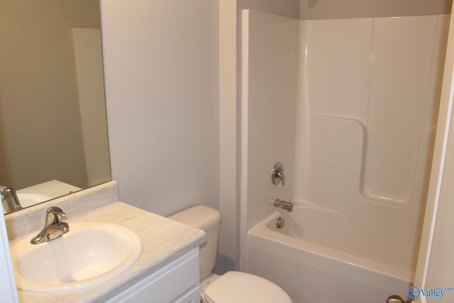 25206 Delilah Circle, Athens, AL 35613