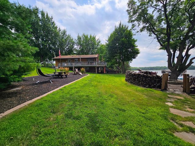 33190 Marmon Street NE, Cambridge, MN 55008