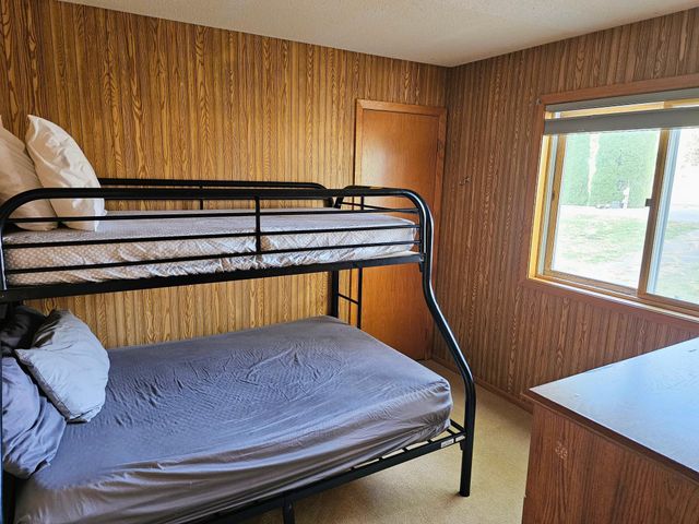 33190 Marmon Street NE, Cambridge, MN 55008