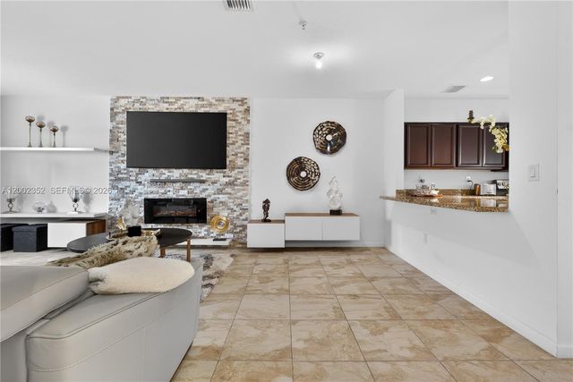 14213 SW 274th St, Homestead, FL 33032