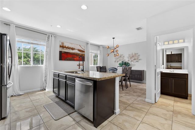 14213 SW 274th St, Homestead, FL 33032