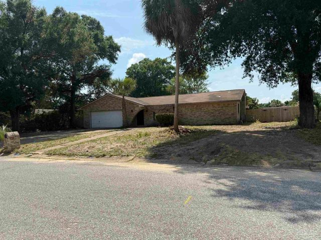 6030 Schofield Dr, Pensacola, FL 32506