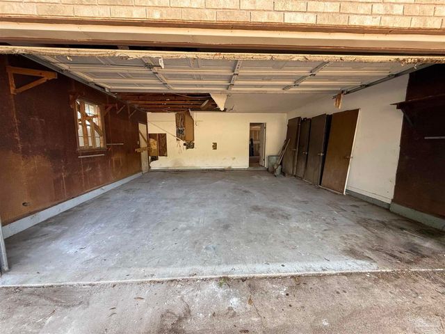 6030 Schofield Dr, Pensacola, FL 32506
