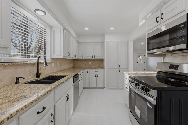 4701 Ranchwood Terrace, Norman, OK 73072