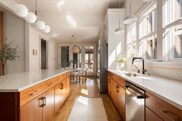 2020 10th Ave, S, Nashville, TN 37204