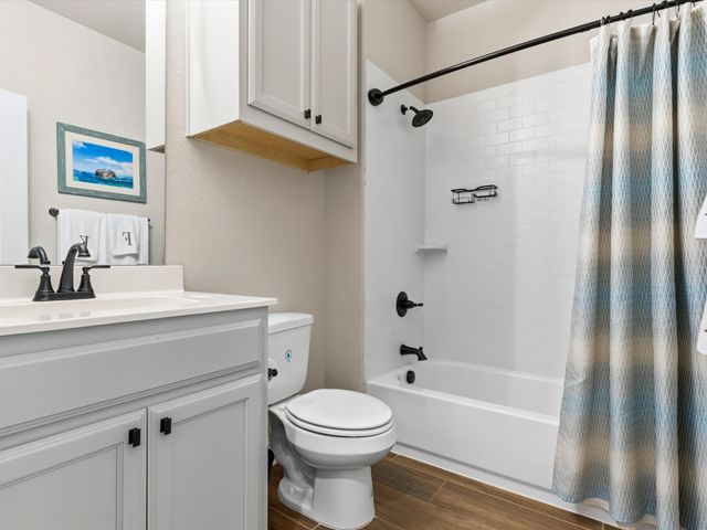 6909 Raptor Drive, Fort Worth, TX 76179