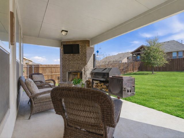 6909 Raptor Drive, Fort Worth, TX 76179