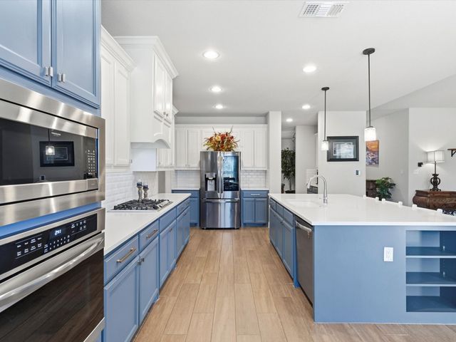 6909 Raptor Drive, Fort Worth, TX 76179