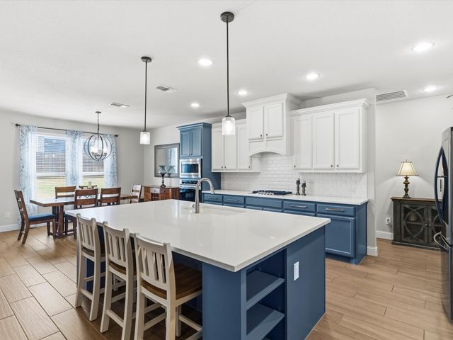 6909 Raptor Drive, Fort Worth, TX 76179