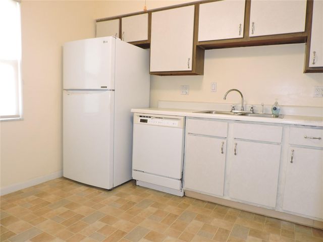 130 E JOHNSON AVENUE 102, Lake Wales, FL 33853