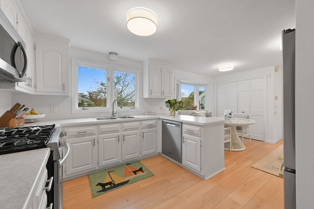 7 Oxford Drive, Barnstable, MA 02635