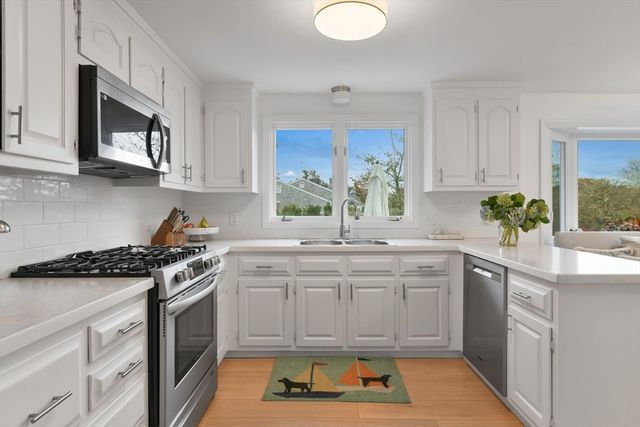 7 Oxford Drive, Barnstable, MA 02635