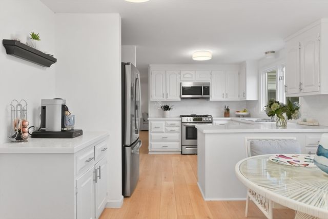 7 Oxford Drive, Barnstable, MA 02635