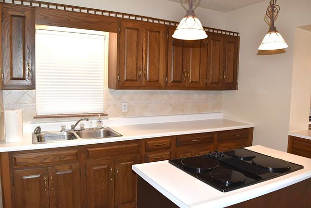 209 11th Avenue, Huntington, WV 25701