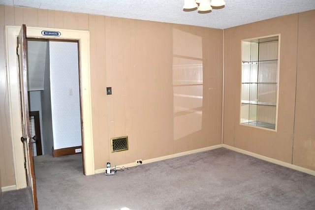 209 11th Avenue, Huntington, WV 25701