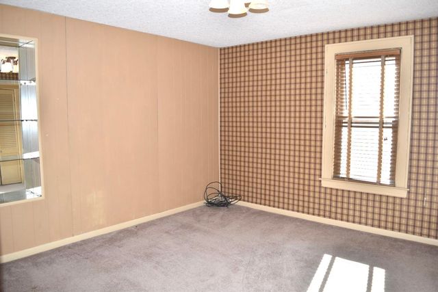 209 11th Avenue, Huntington, WV 25701