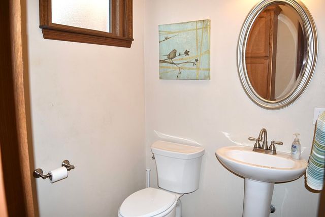 209 11th Avenue, Huntington, WV 25701