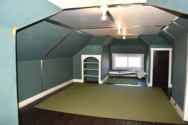 209 11th Avenue, Huntington, WV 25701