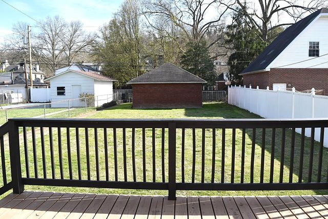 209 11th Avenue, Huntington, WV 25701