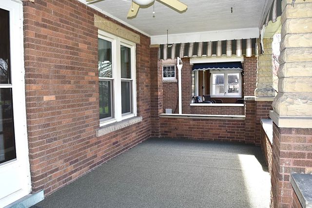 209 11th Avenue, Huntington, WV 25701